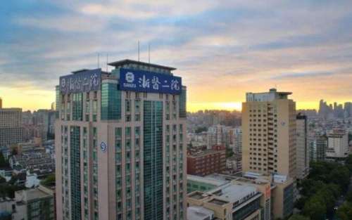 杭州假体隆胸哪个医院做的好？top榜前五强名单出炉！