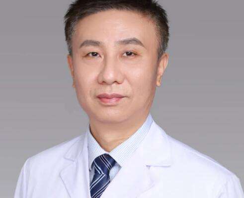 白晓东医生.jpg