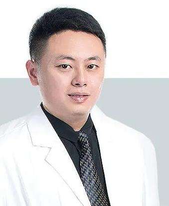 朱葛勇医生.jpg